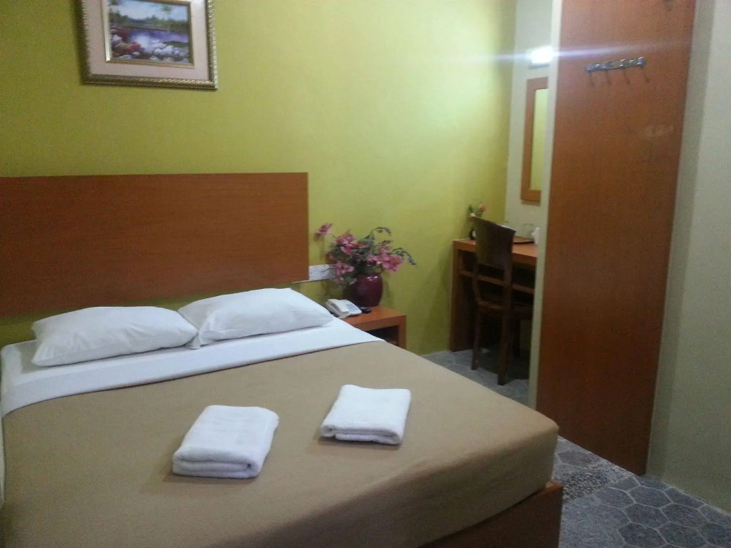 Mayview Glory Hotel