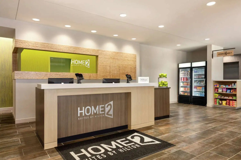 Home2 Suites By Hilton Milwaukee West