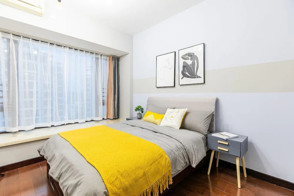 Locals Boutique Apartment Huafa Plaza 19