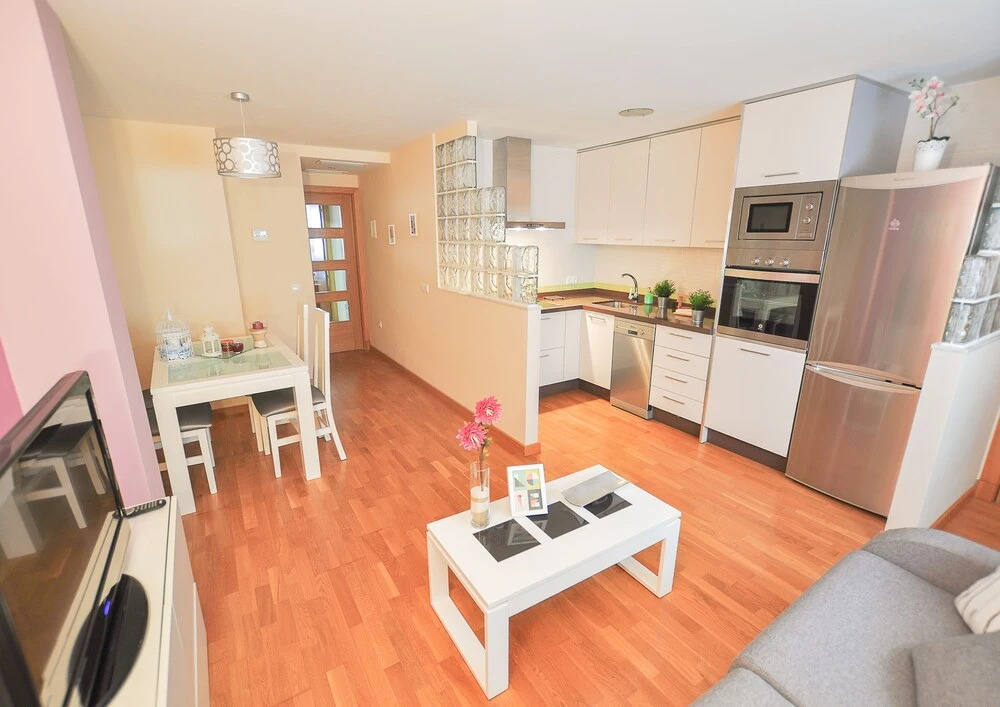 Sitito Quejana Apartment with Parking