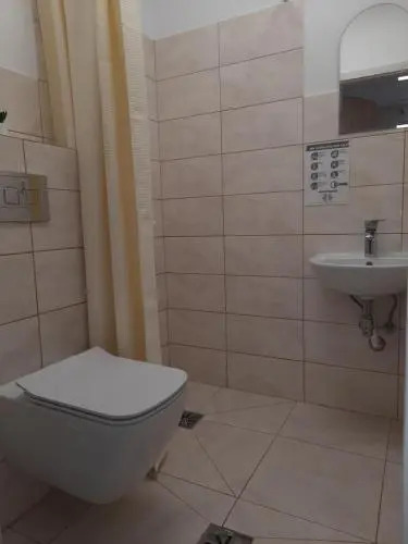 Hostel Pakfol