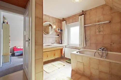 2 Single Rooms Fairground (5042)