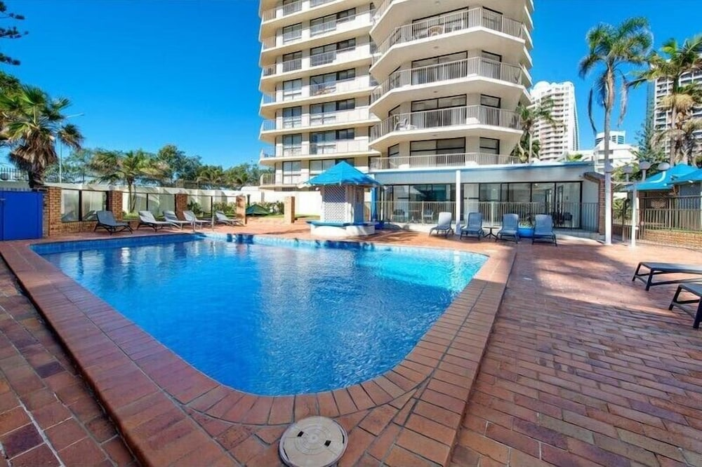 Level 26 - Pacific Horizon Retreat