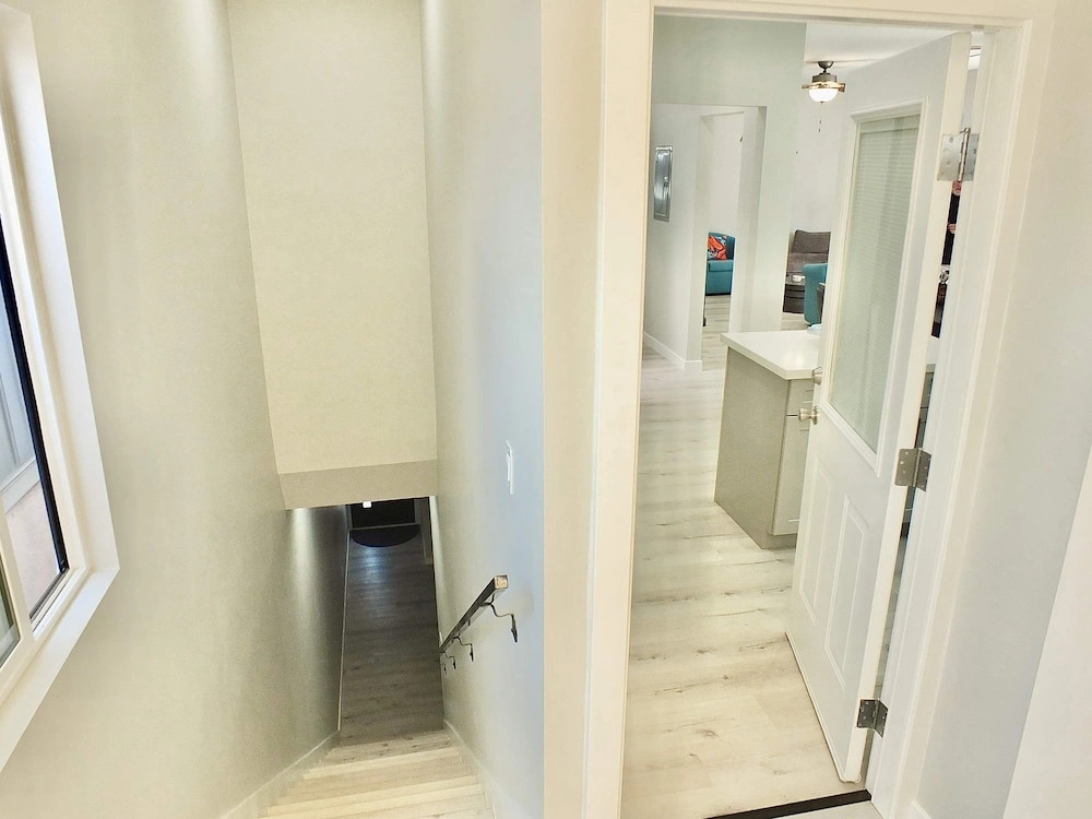 New Beach & Bay Retreat Full of Amenities!