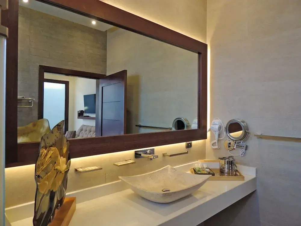 Royal Serennia Small Hotel Boutique