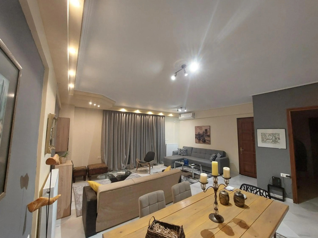 central luxury apartment