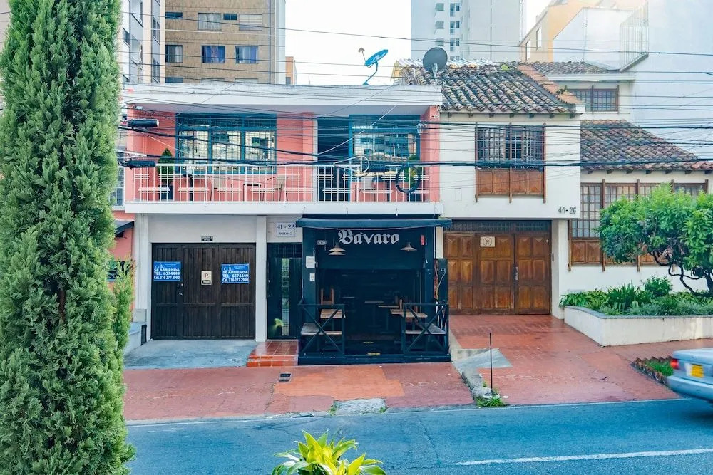 Casa de Pinos Hotel
