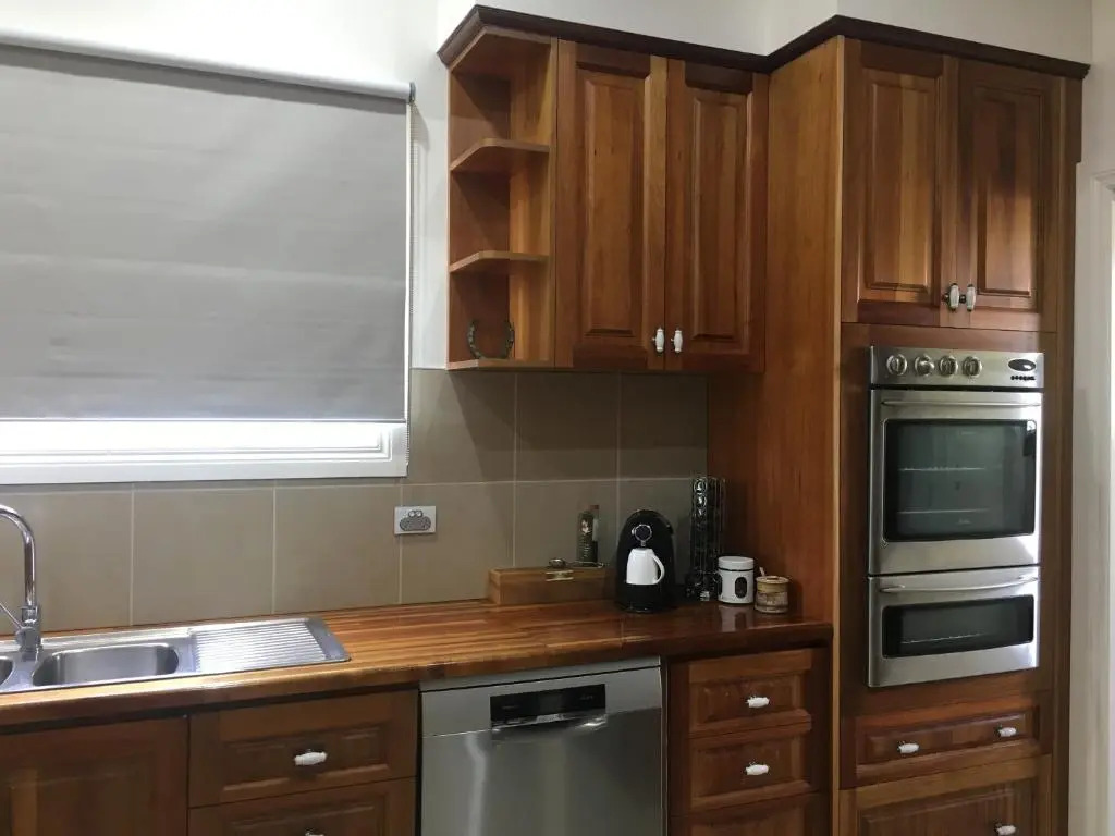Noahs Stanley Luxury Bed and Breakfast