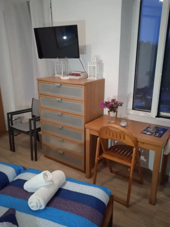 Alkistis Cozy By The Beach Apt in Ikaria Island, Therma Ground Floor