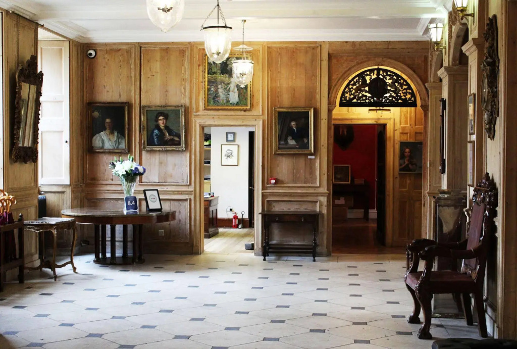 Anstey Hall