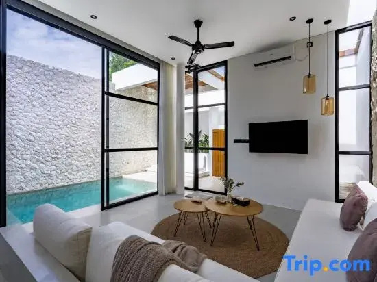 Villa Annes Ocean Retreat 2 by BaliSuperHost