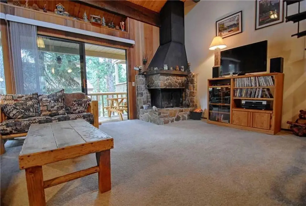 Lofted Condo W/electric Grill and Spiral Staircase #308