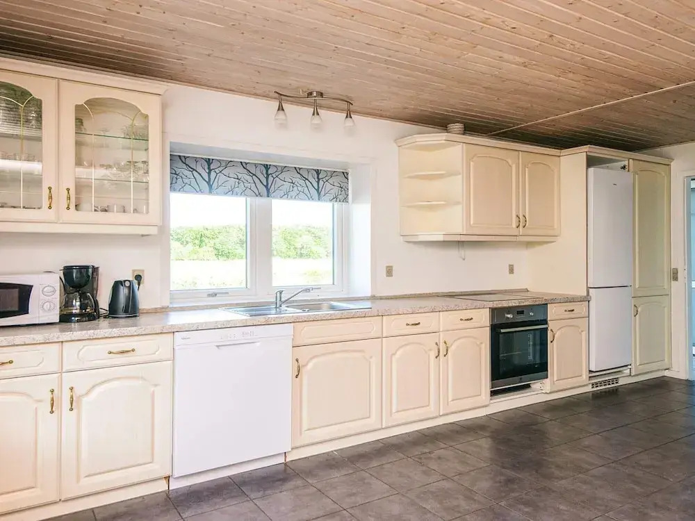 12 Person Holiday Home in Bredebro