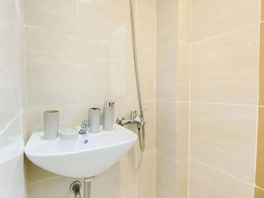 Comfortable And Minimalist Studio At Apartment Meikarta District 1
