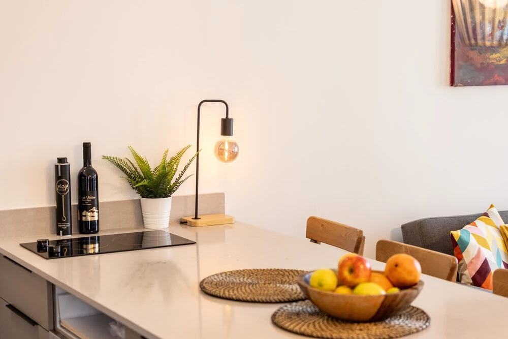 Old Charm & Modern Meets by Sea N' Rent