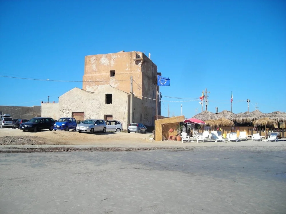 House With 3 Bedrooms in Marsala, With Wonderful sea View and Terrace - 20 m From the Beach