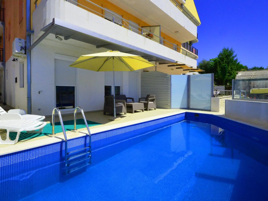TOP-APARTMENT MONTENEGRO, with private Pool!