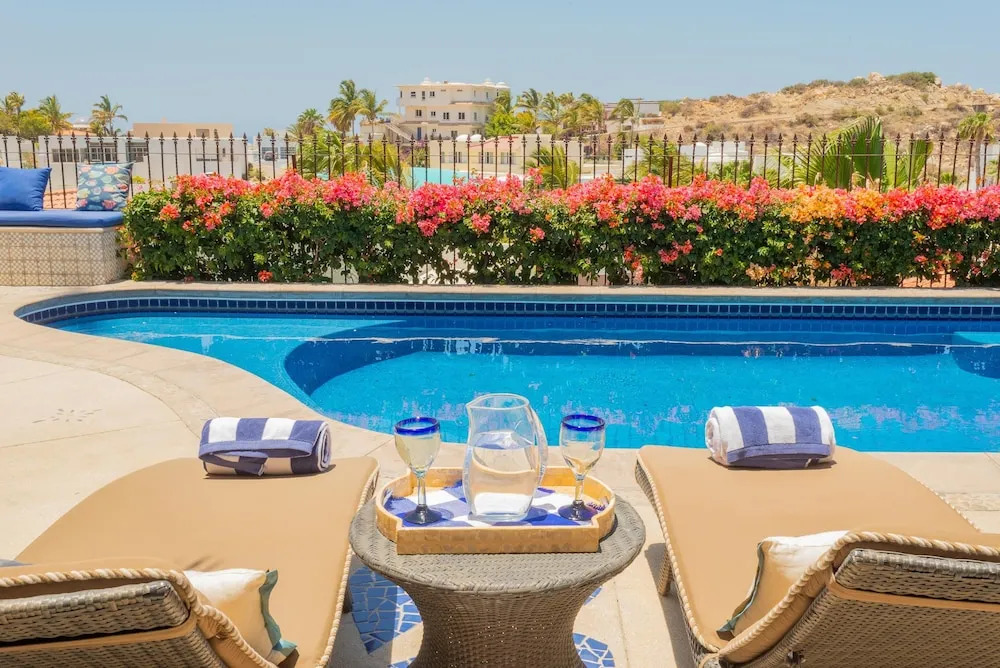 4BR 4BA 1 Mile from Beach&Downtown, Villa Ladrillo