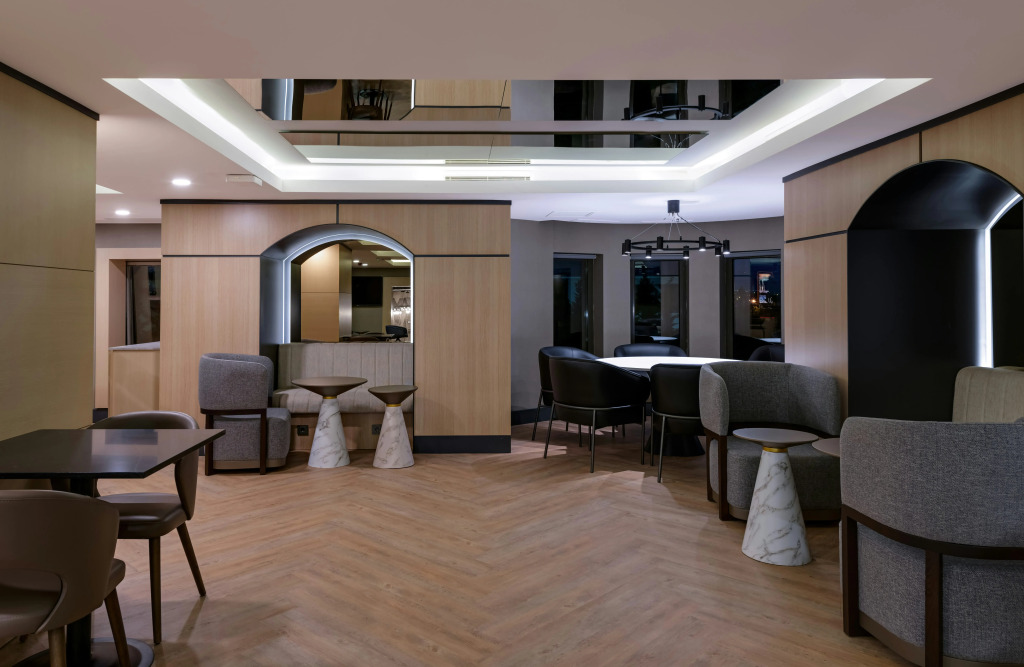 Doubletree by Hilton Van