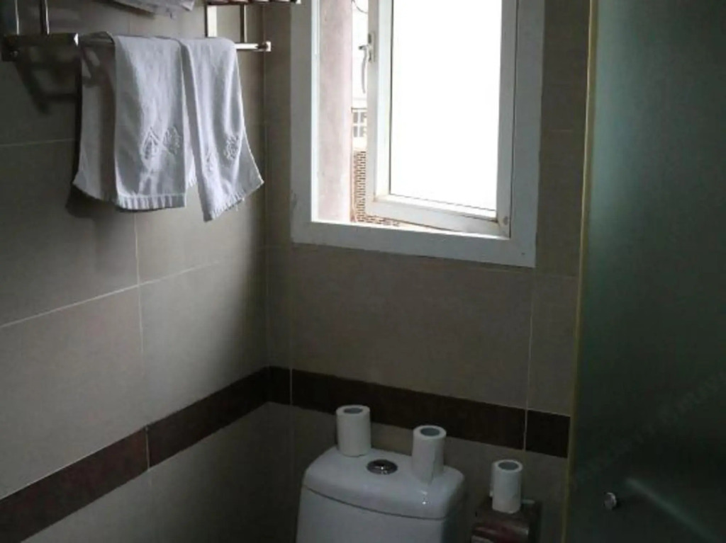 Hailun Hotel