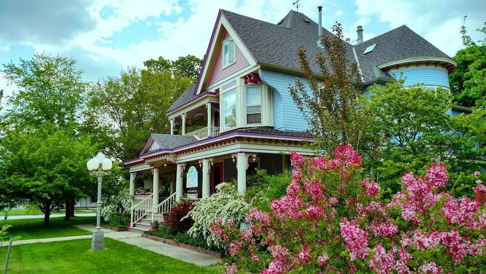 The Blue Belle Inn Bed and Breakfast