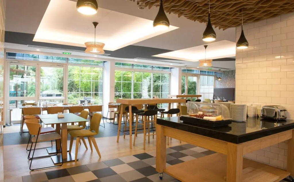 DoubleTree by Hilton Paris Bougival