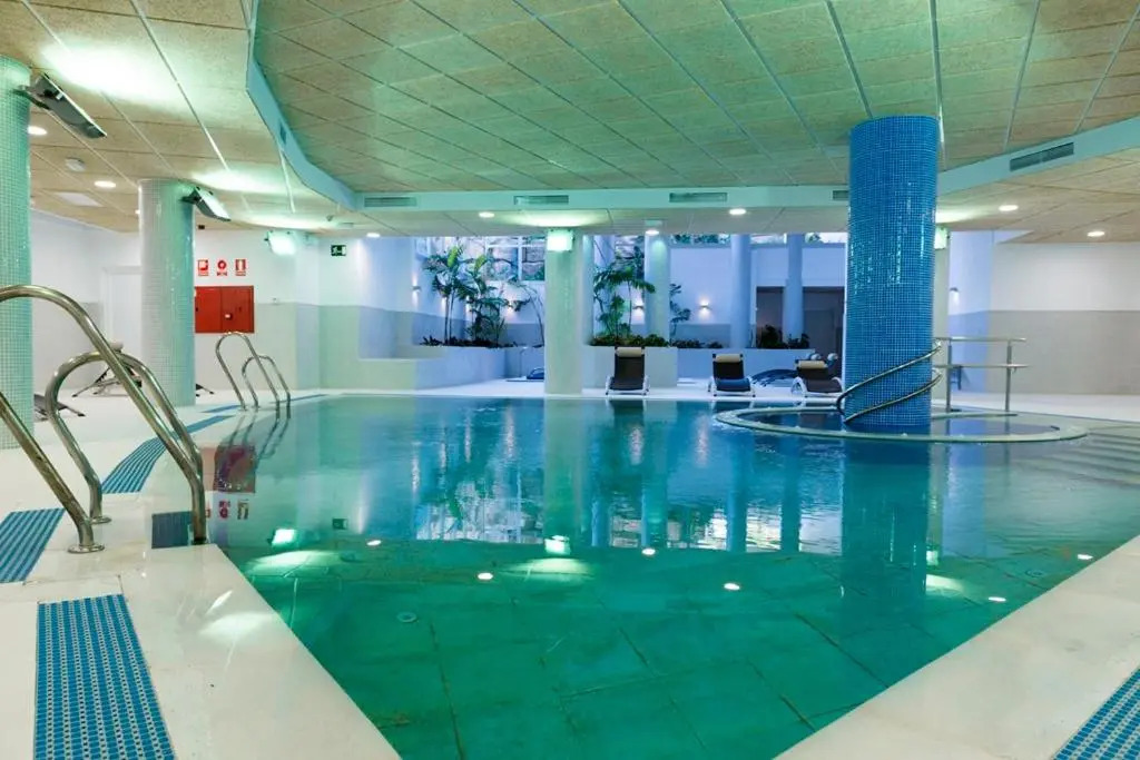 Luxury Beach Front Penthouse with own pool.BP9