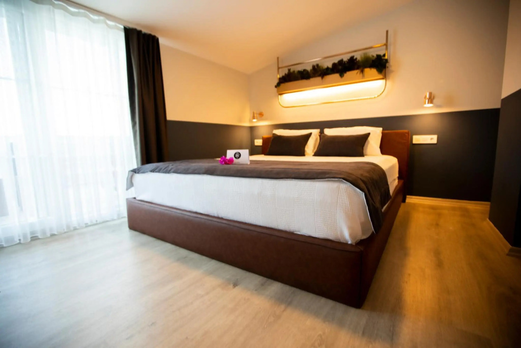 Urla 1867 Hotel