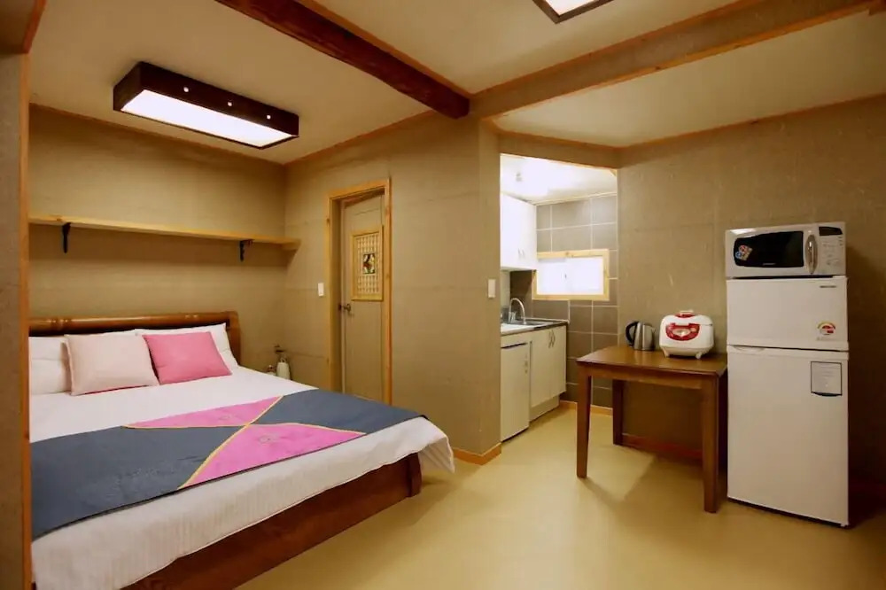 Apple farm stay