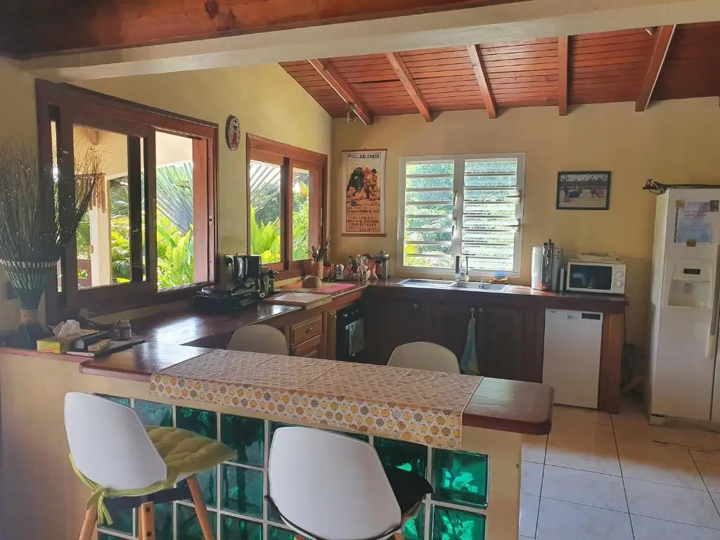 Villa Mascotte proche Bas du Fort avec piscine