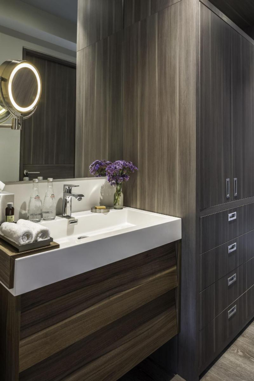 Mathia-Luxury Plus by Viadora