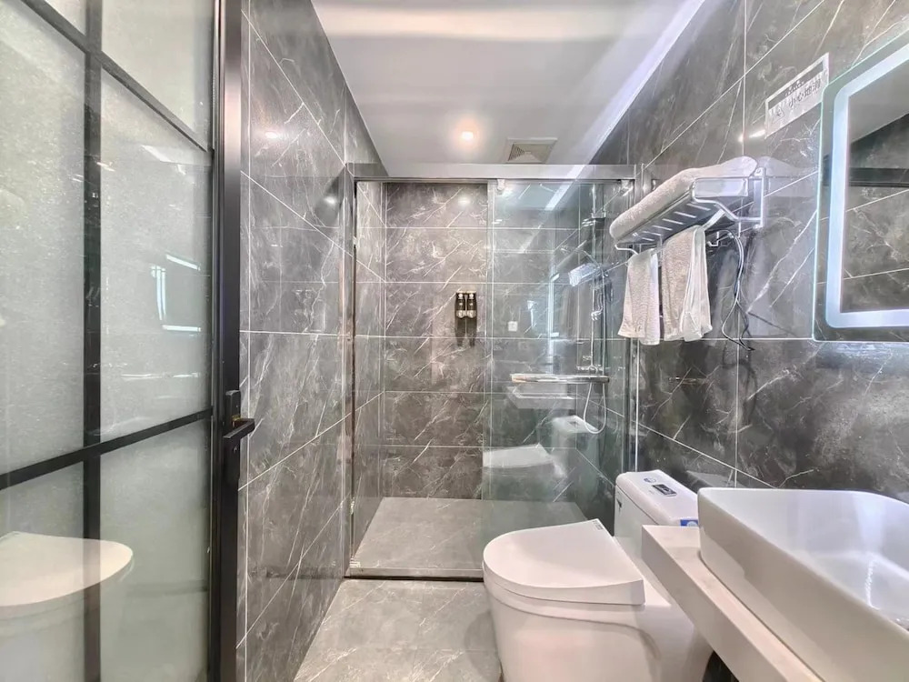Отель Xian Feng Hotel - Tianfu International Airport Branch