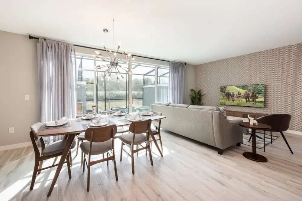 Wonderful Townhomes With Four Bedrooms Close to Disney