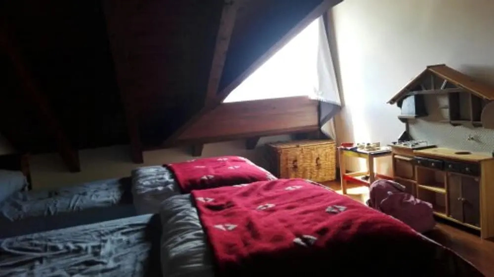 House With 3 Bedrooms in Age, With Wonderful Mountain View, Pool Acces