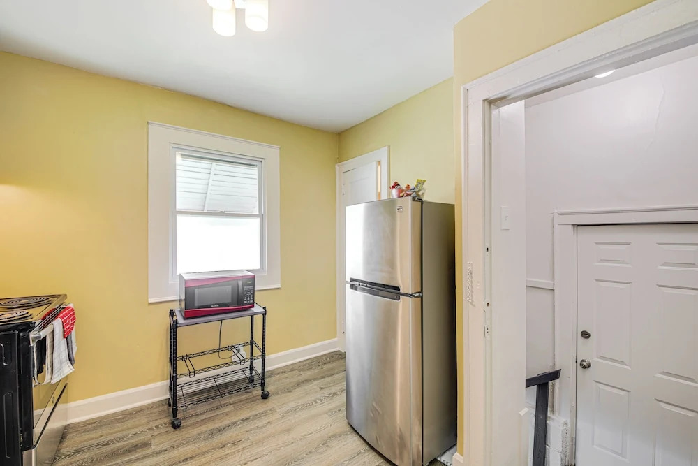 1925 Bungalow-style Home ~ 2 Mi to Downtown Indy!