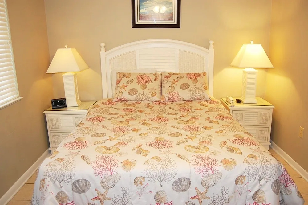 Gulf Shores Surf & Racquet 214 A condo