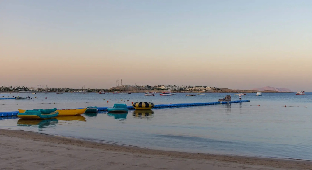 Cataract Resort & Aqua Park Naama Bay