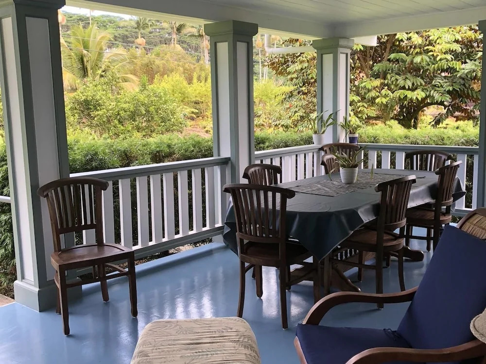Old Hawaiian Bed and Breakfast