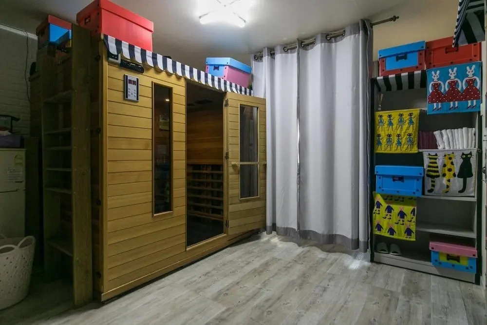 The Healing Guesthouse - Hostel