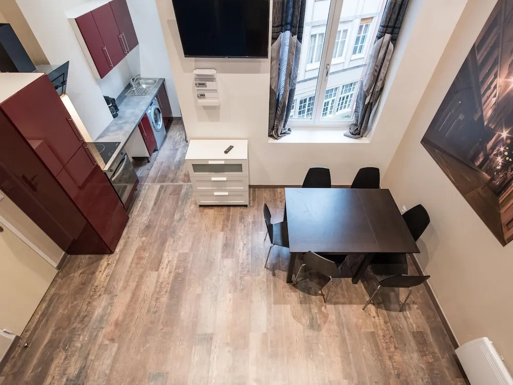 City Room République