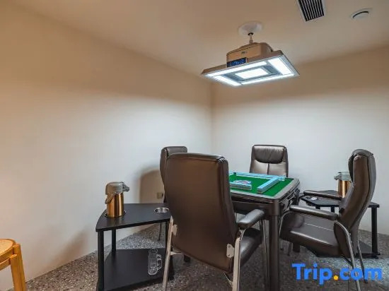 Longshang Jingyue B&B