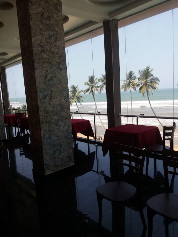 Ocean Queen hotel