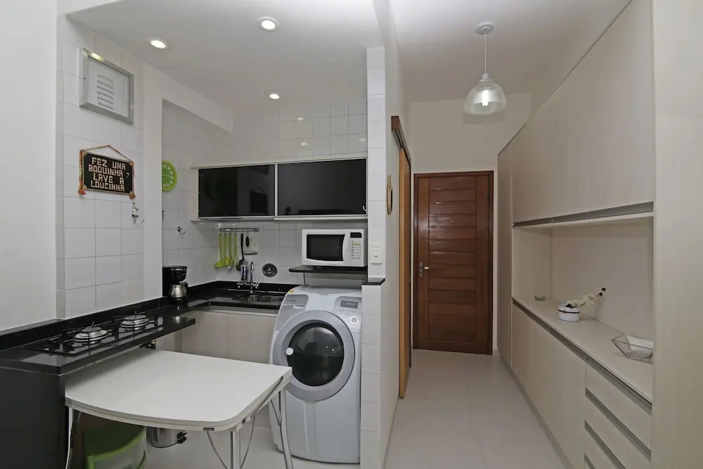Rio Rentals 021- C066 Studio com maquina de lavar em Copacabana