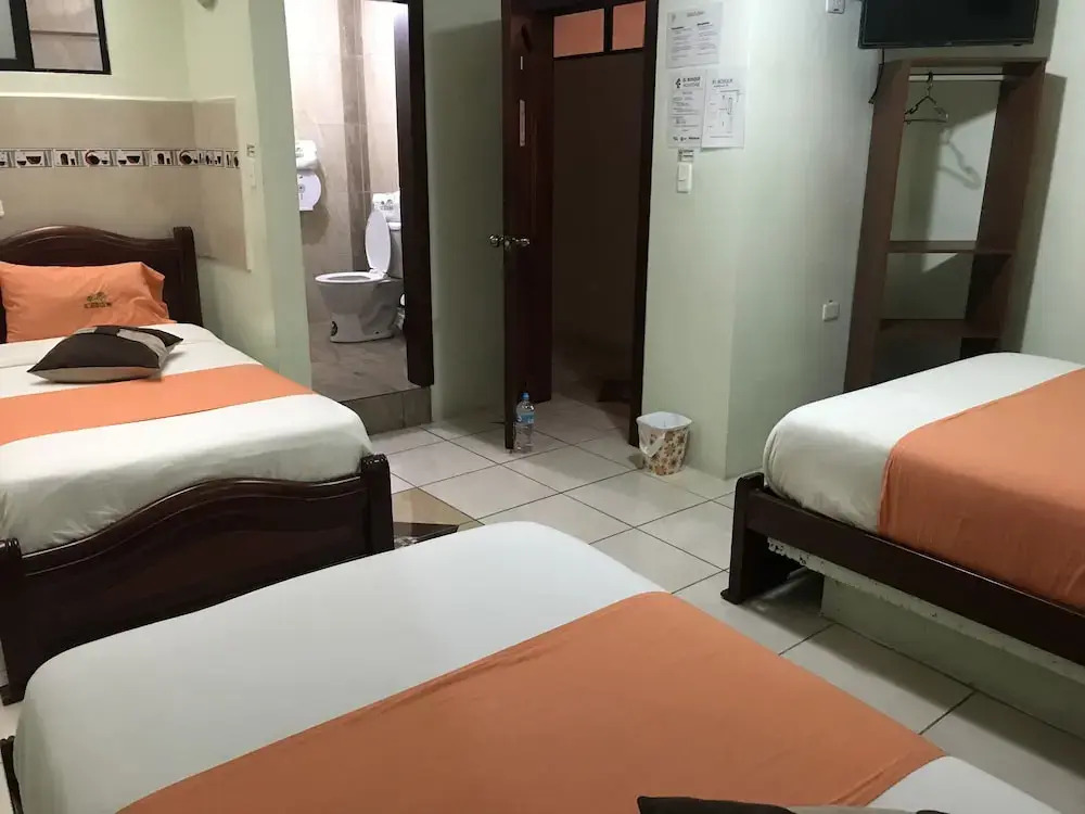 Hostal El Bosque Inn