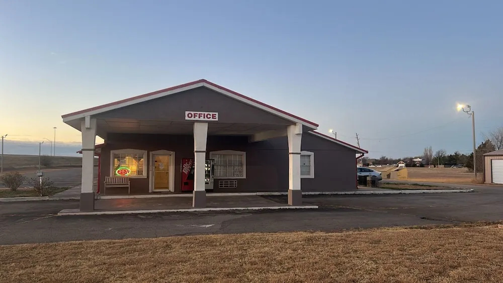 HiWay Inn Express Elk City Route 66