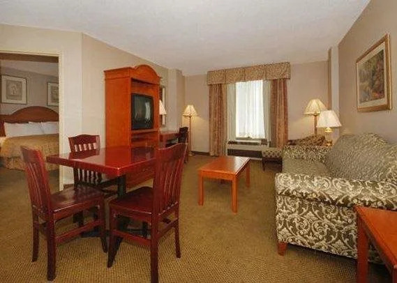 Clarion Hotel & Suites Conference Center