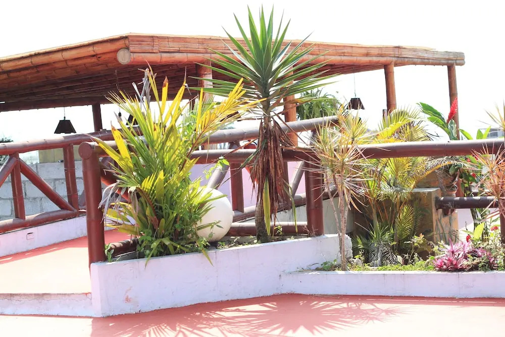 The Heights in Montañita