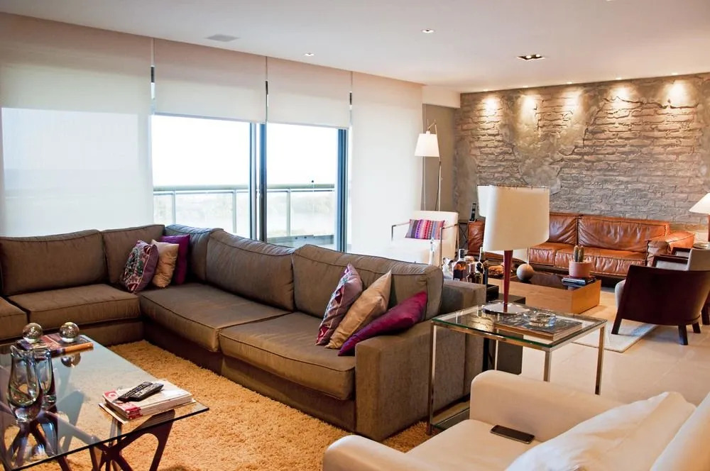 Golden Oasis Living in Rio