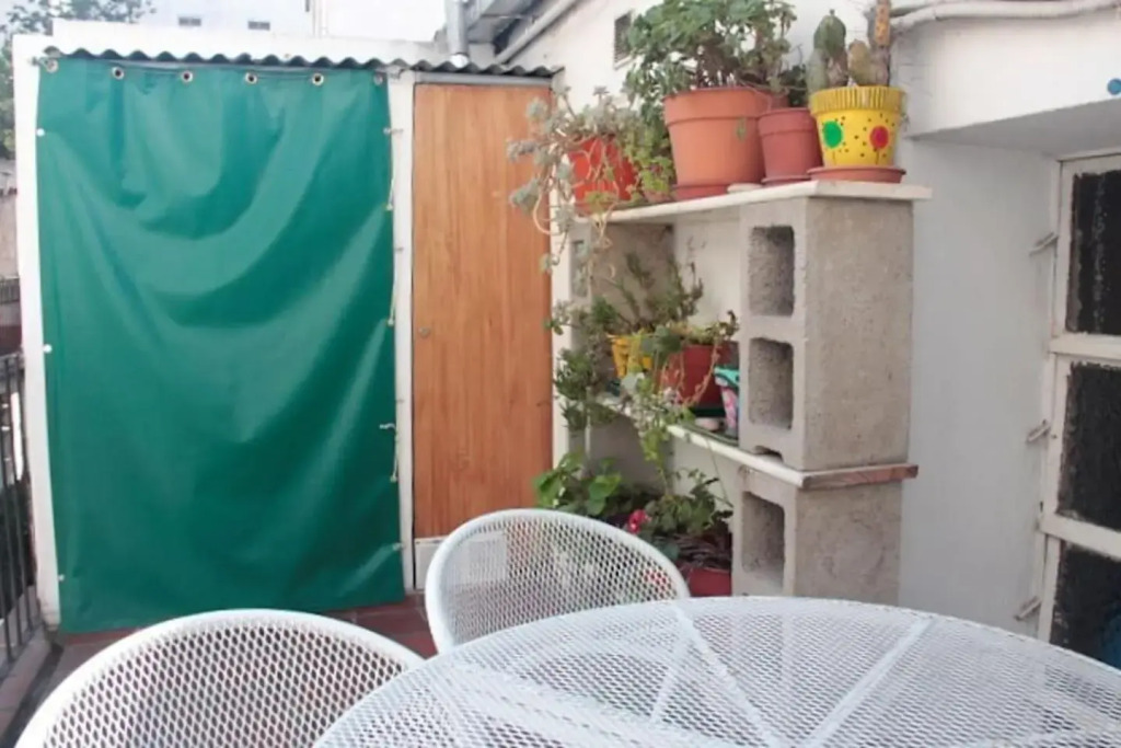 PH 2 ambientes en San Telmo (balcón terraza)