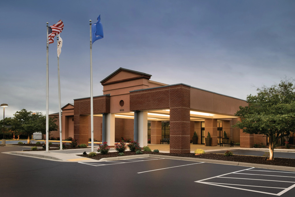 DoubleTree by Hilton Milwaukee/Brookfield